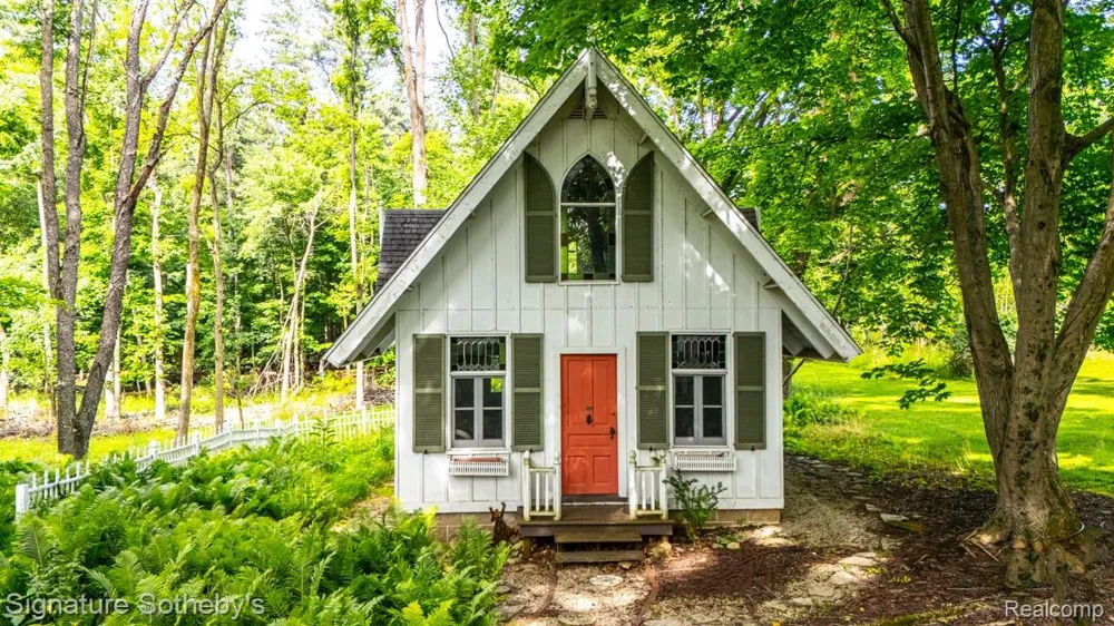 410 Eagle Street Marshall City, MI 49068