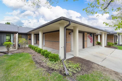 936 Wexford Way