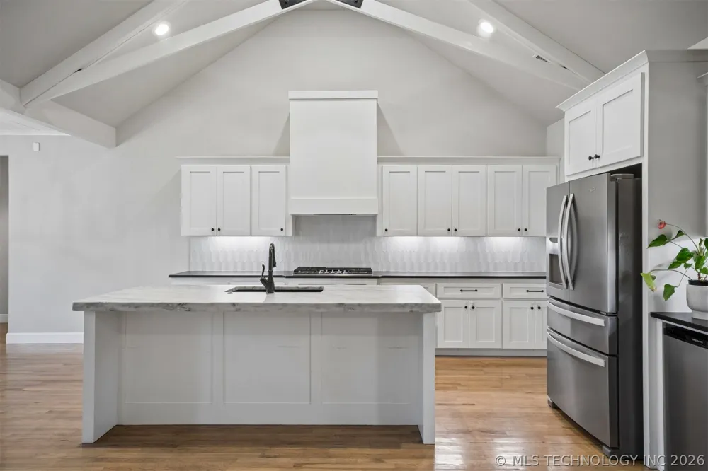 12906 S 6th Place Jenks, OK 74037