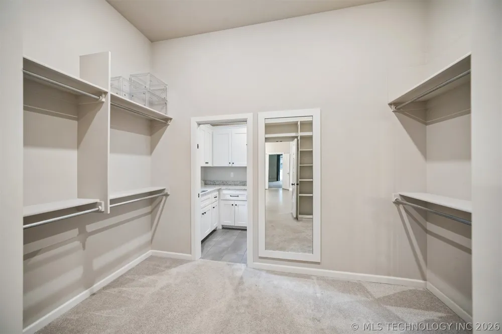 12906 S 6th Place Jenks, OK 74037