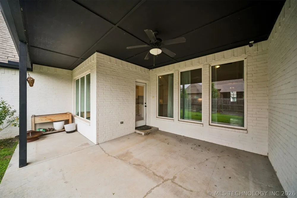 12906 S 6th Place Jenks, OK 74037
