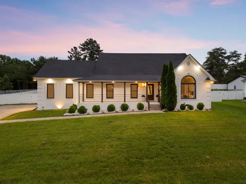 1033 Kacie Dr