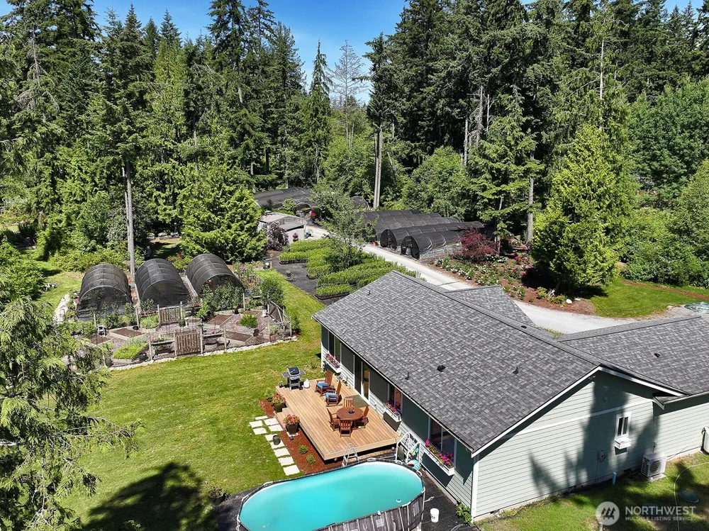 6545 Cultus Bay Road Clinton, WA 98236