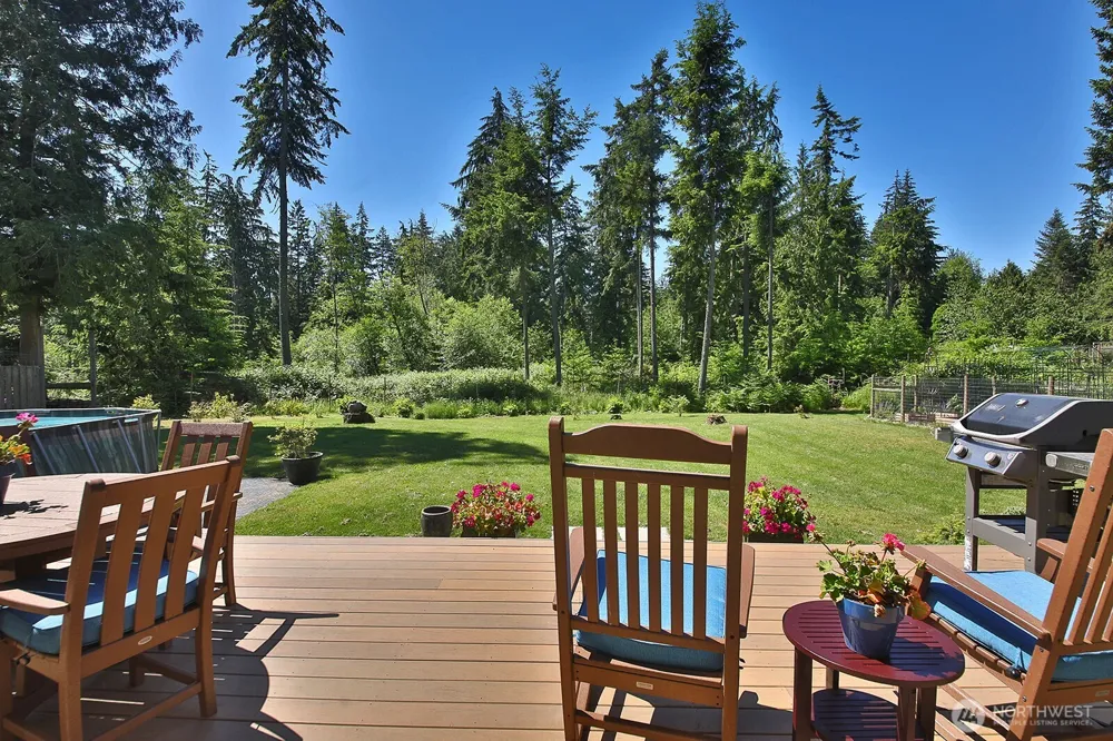 6545 Cultus Bay Road Clinton, WA 98236