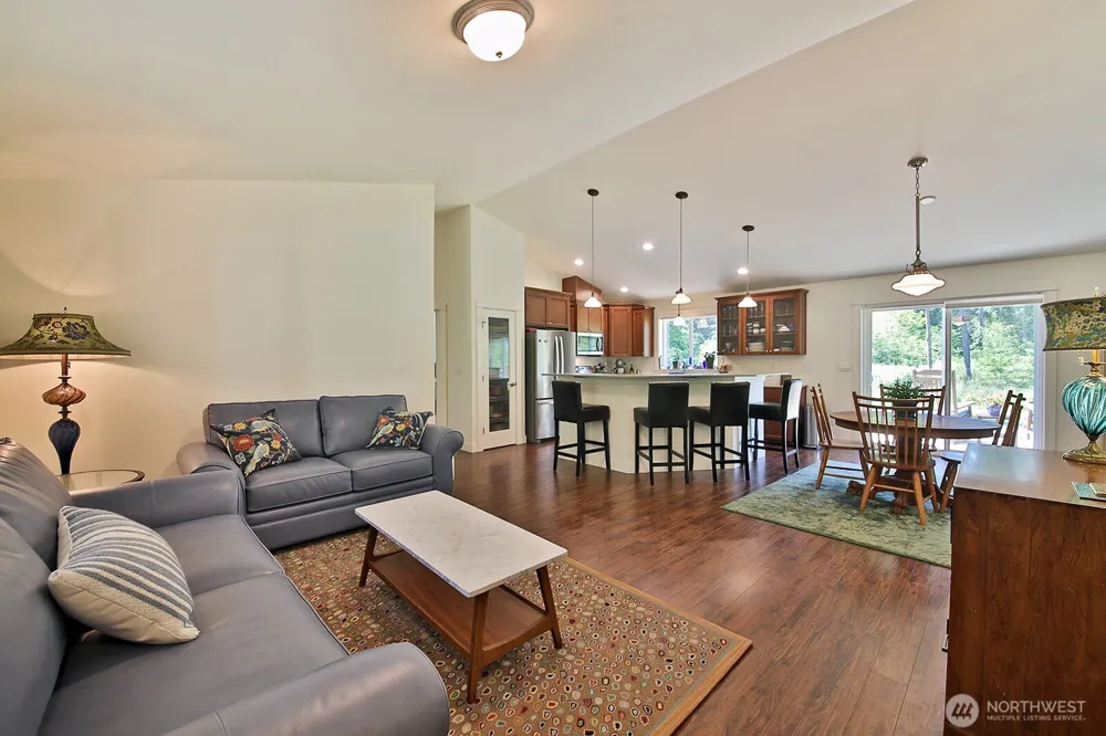 6545 Cultus Bay Road Clinton, WA 98236