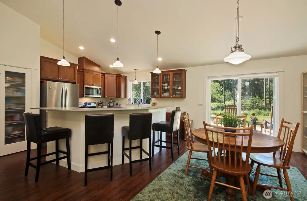 6545 Cultus Bay Road Clinton, WA 98236