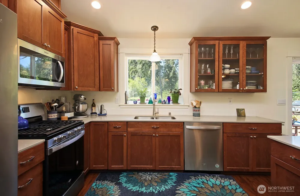 6545 Cultus Bay Road Clinton, WA 98236