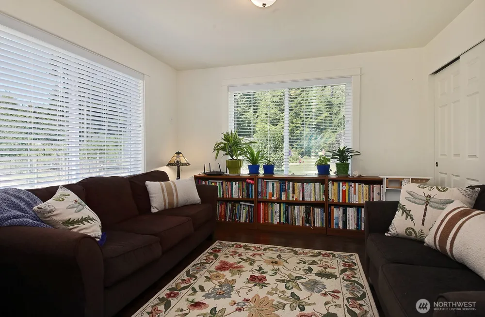6545 Cultus Bay Road Clinton, WA 98236