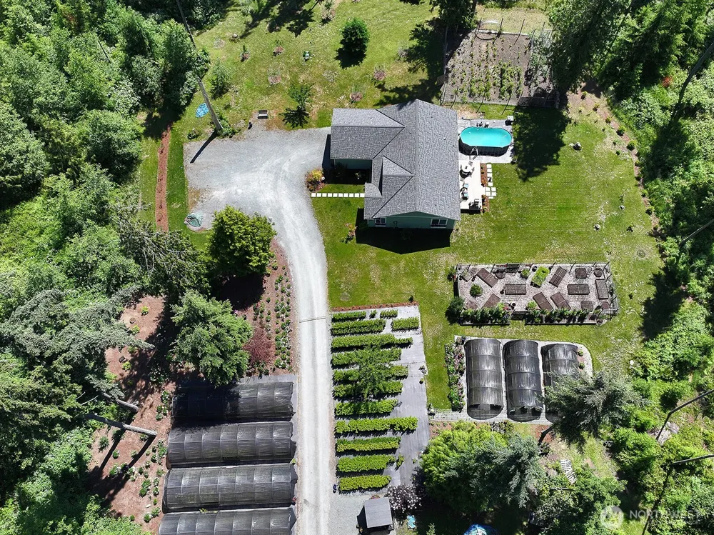 6545 Cultus Bay Road Clinton, WA 98236