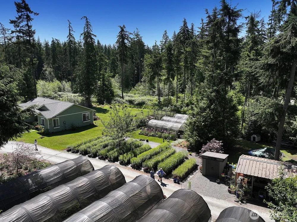 6545 Cultus Bay Road Clinton, WA 98236