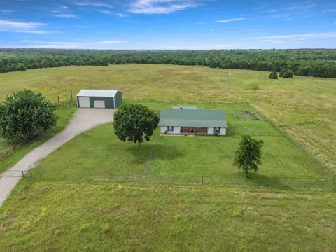 20280 US Highway 82 W