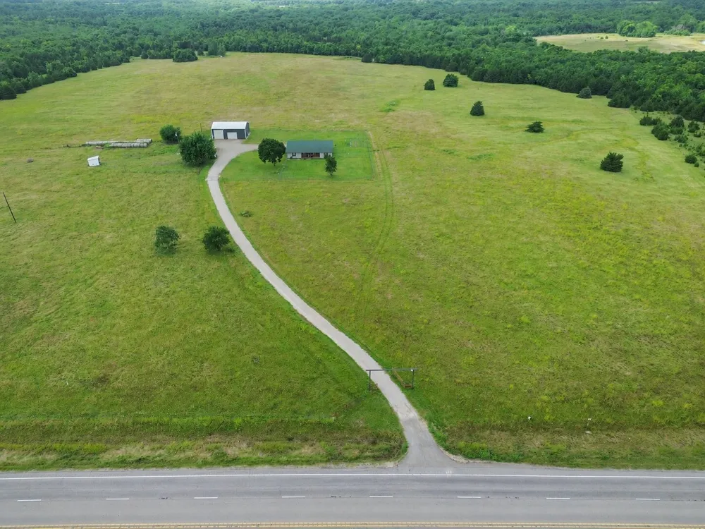 20280 US Highway 82 W Honey Grove, TX 75446