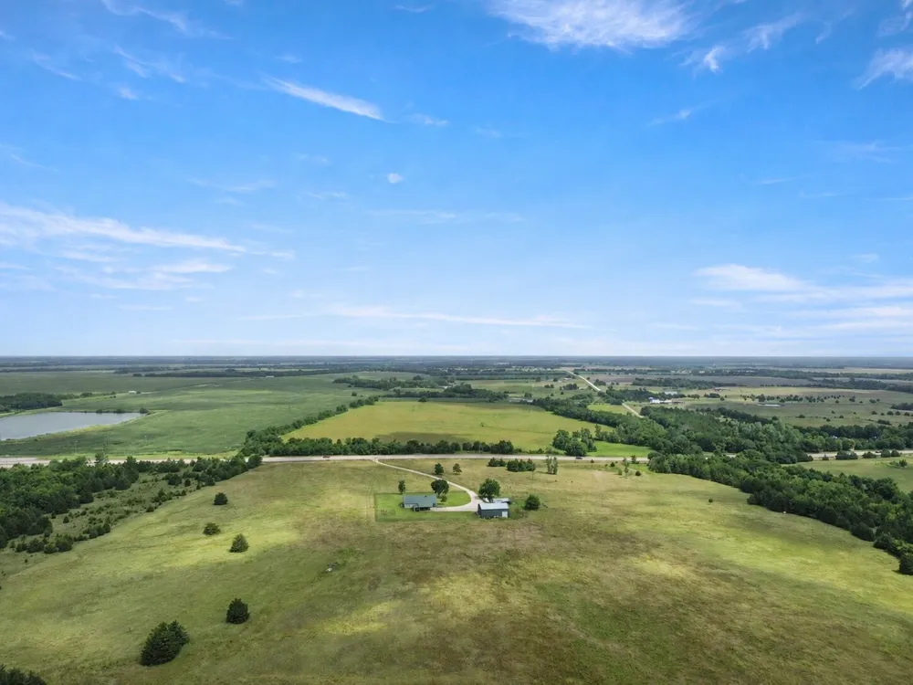 20280 US Highway 82 W Honey Grove, TX 75446