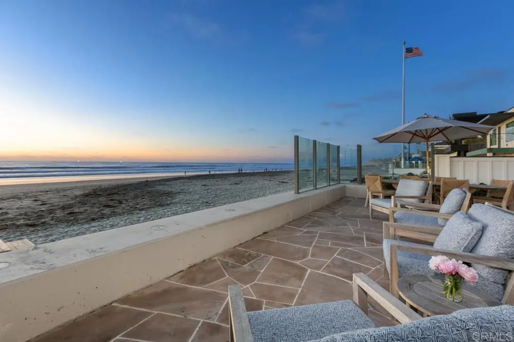 2008 Ocean Front Del Mar, CA 92014