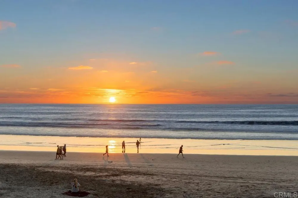 2008 Ocean Front Del Mar, CA 92014