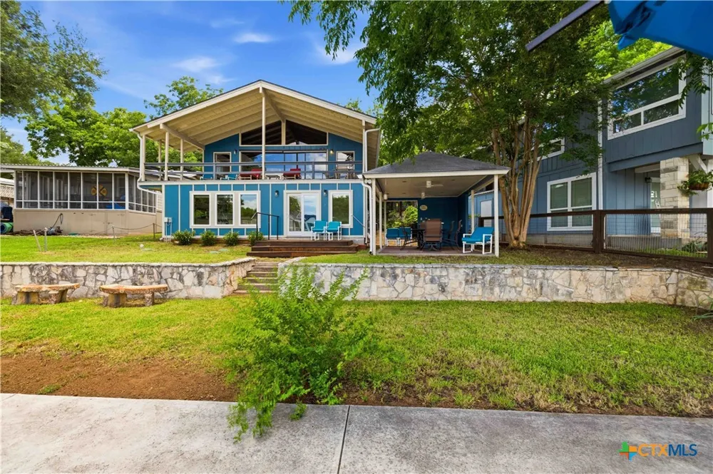 1308 Lakeside Drive Burnet, TX 78611