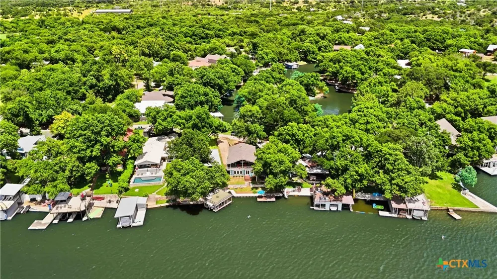 1308 Lakeside Drive Burnet, TX 78611