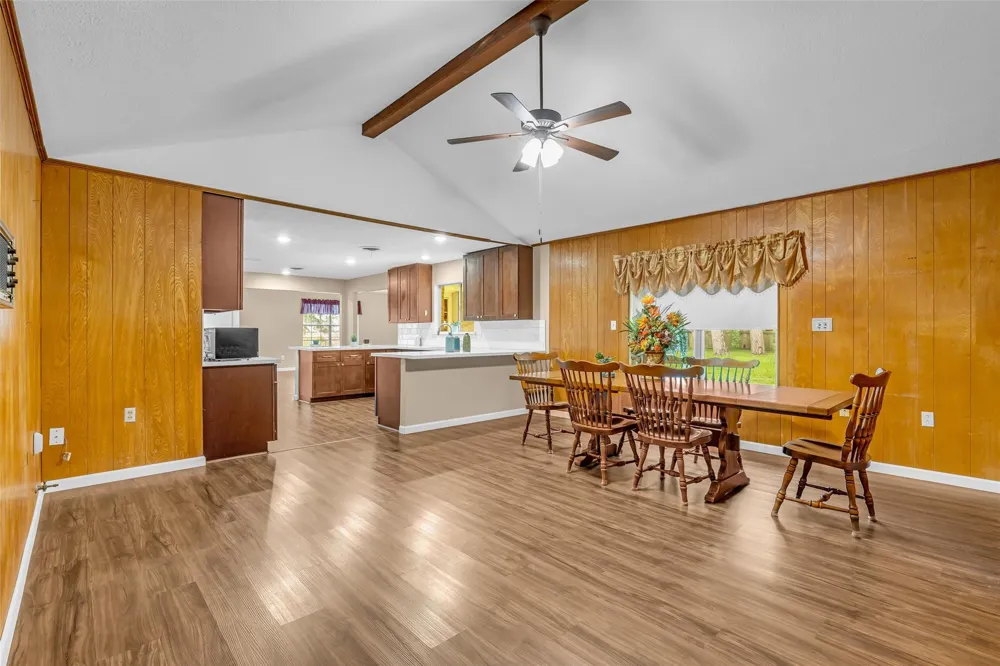 205 8th Street Highlands, TX 77562