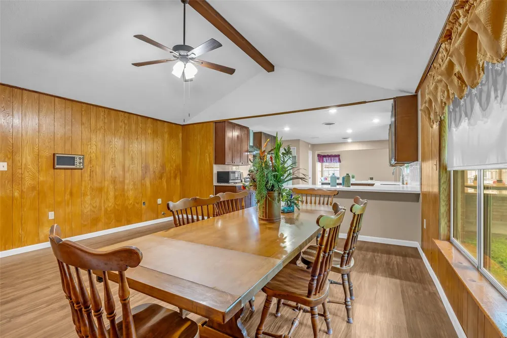 205 8th Street Highlands, TX 77562