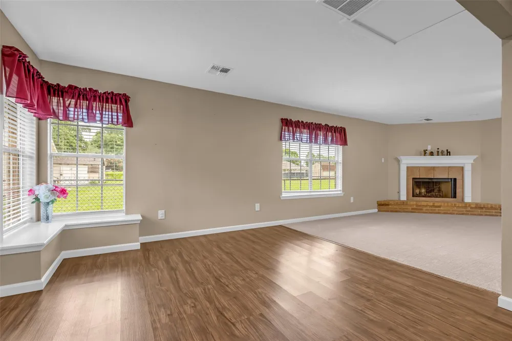 205 8th Street Highlands, TX 77562