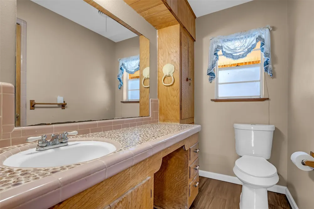 205 8th Street Highlands, TX 77562