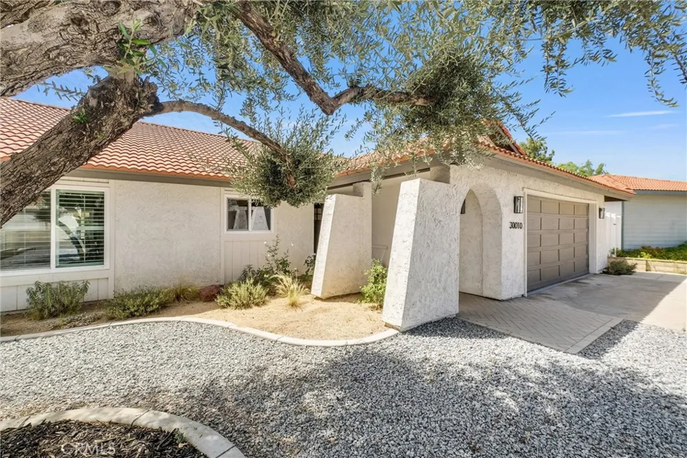 30010 Gulf Stream Canyon Lake, CA 92587