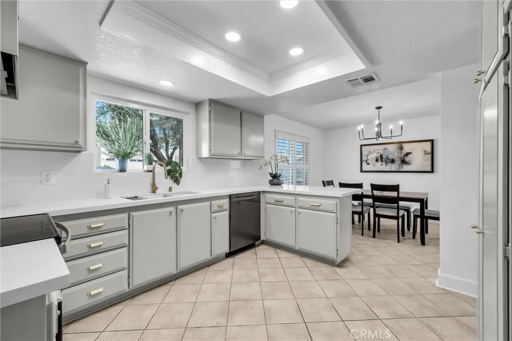 30010 Gulf Stream Canyon Lake, CA 92587