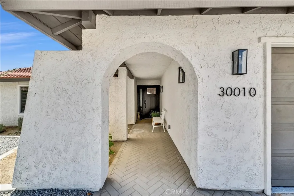 30010 Gulf Stream Canyon Lake, CA 92587