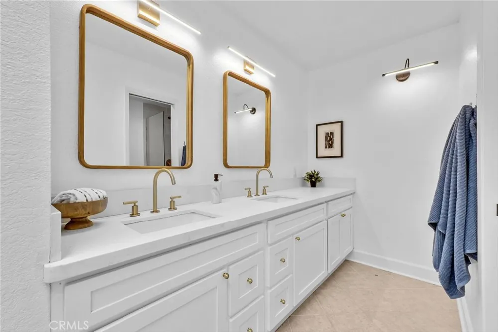 30010 Gulf Stream Canyon Lake, CA 92587