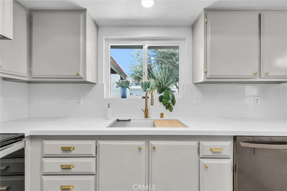 30010 Gulf Stream Canyon Lake, CA 92587
