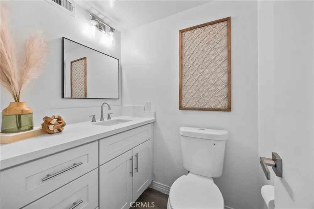 4469 Larwin Ave Cypress, CA 90630