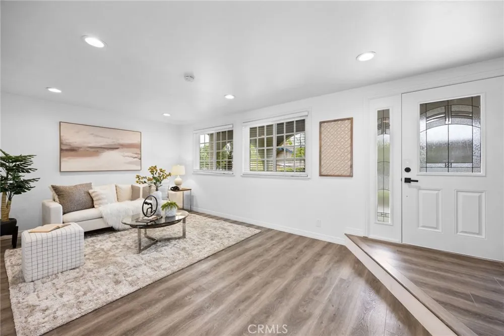 4469 Larwin Ave Cypress, CA 90630