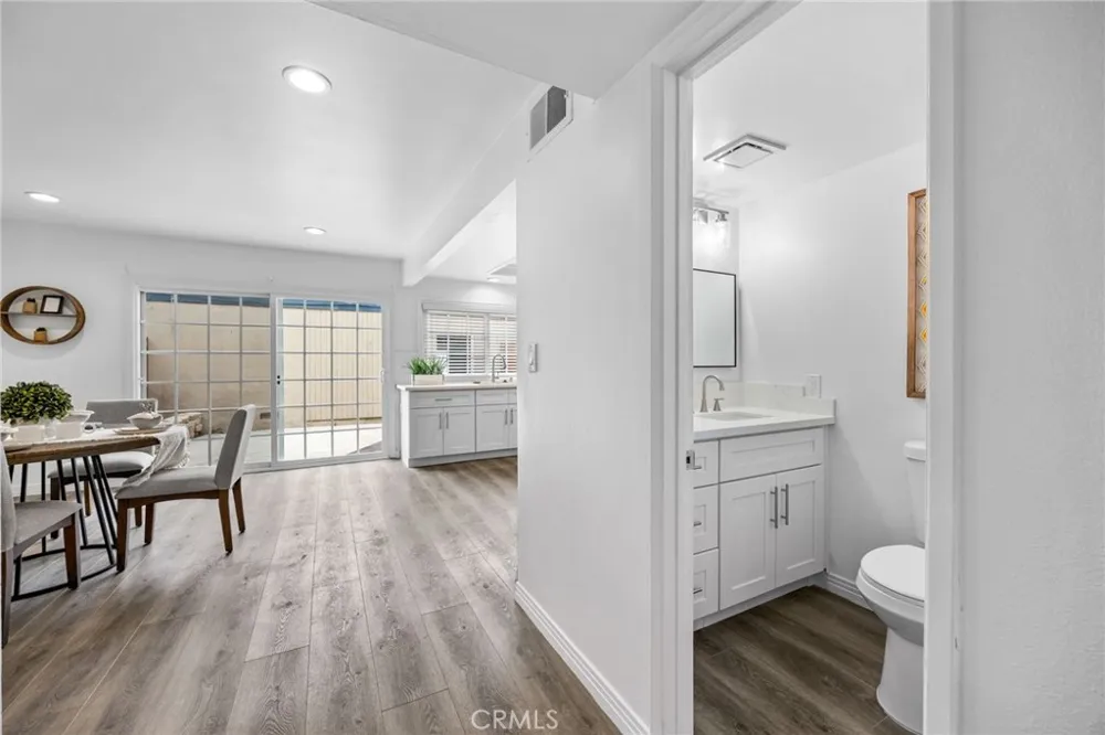 4469 Larwin Ave Cypress, CA 90630
