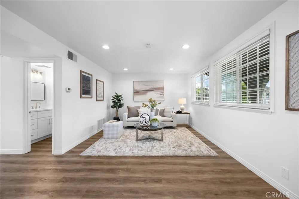 4469 Larwin Ave Cypress, CA 90630