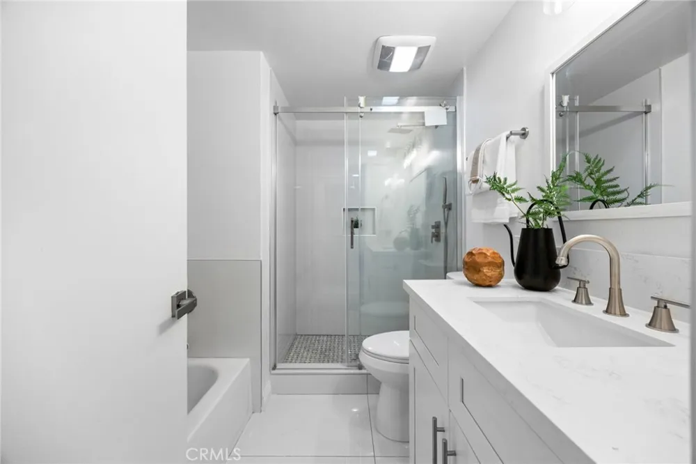 4469 Larwin Ave Cypress, CA 90630