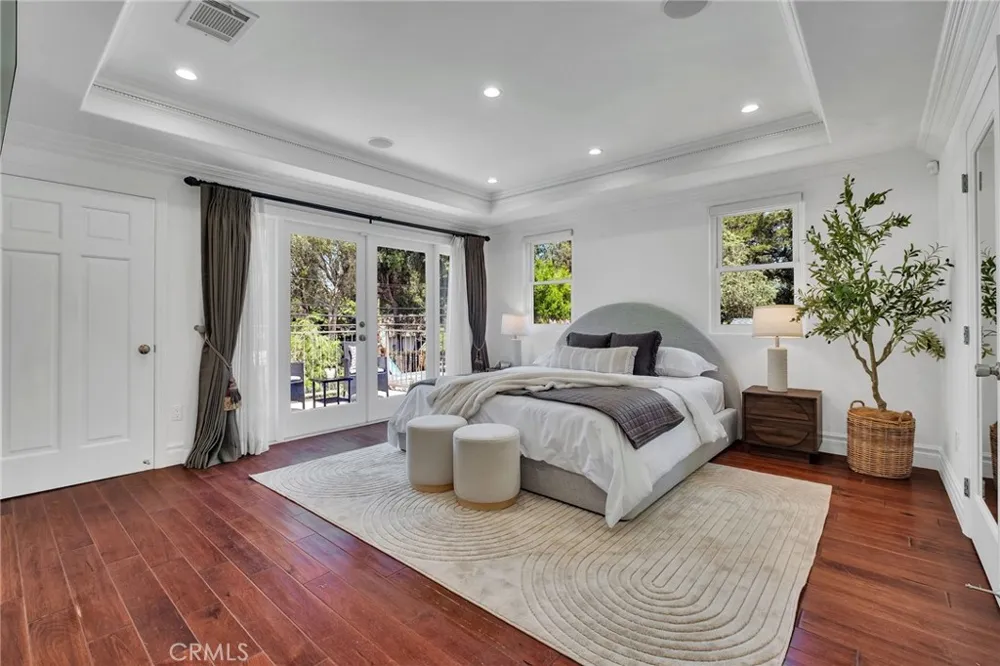 4619 Daleridge Road La Canada Flintridge, CA 91011