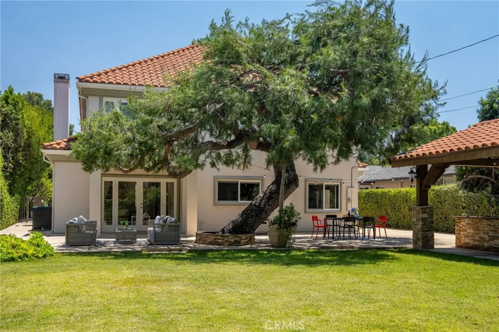 4619 Daleridge Road La Canada Flintridge, CA 91011
