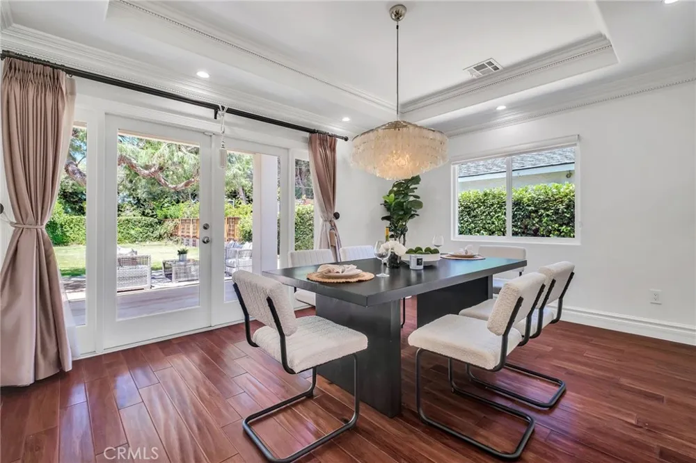 4619 Daleridge Road La Canada Flintridge, CA 91011