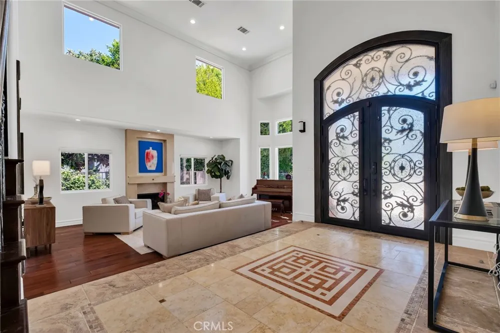 4619 Daleridge Road La Canada Flintridge, CA 91011