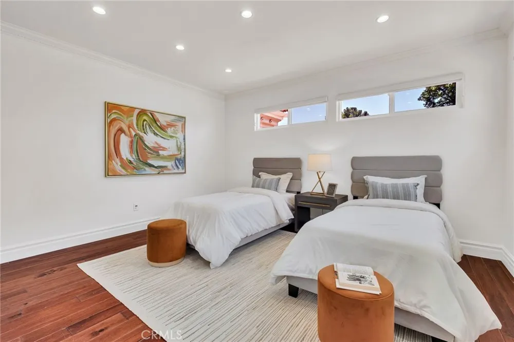 4619 Daleridge Road La Canada Flintridge, CA 91011
