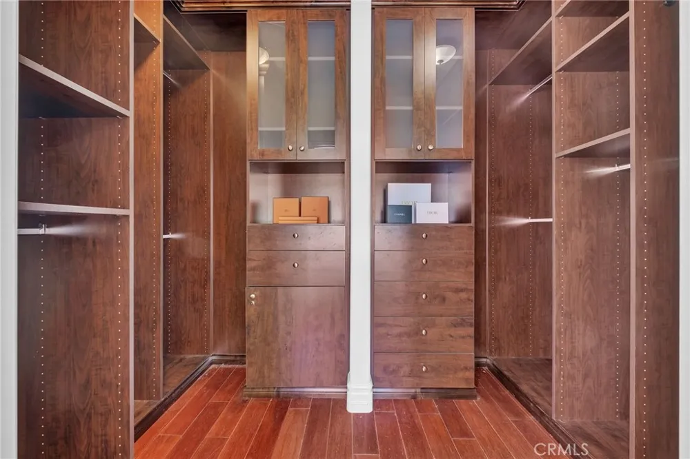 4619 Daleridge Road La Canada Flintridge, CA 91011