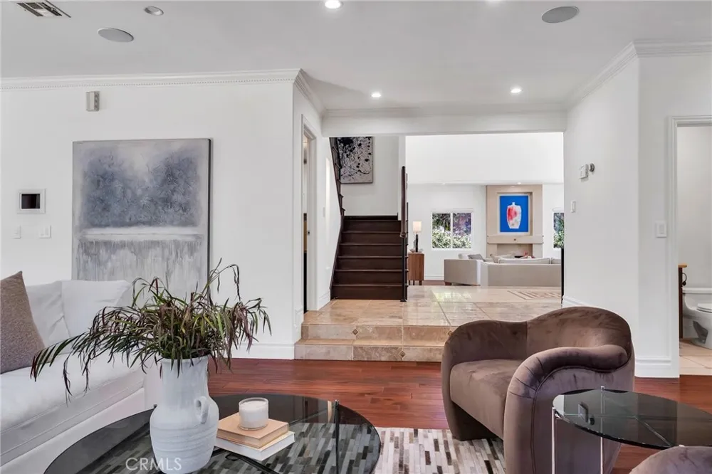 4619 Daleridge Road La Canada Flintridge, CA 91011