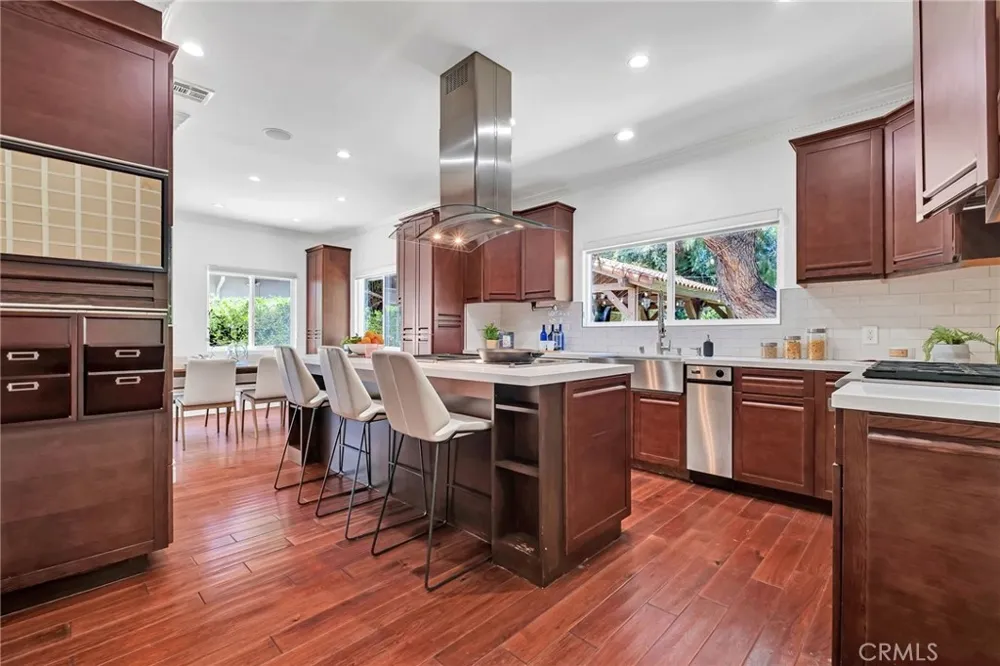 4619 Daleridge Road La Canada Flintridge, CA 91011