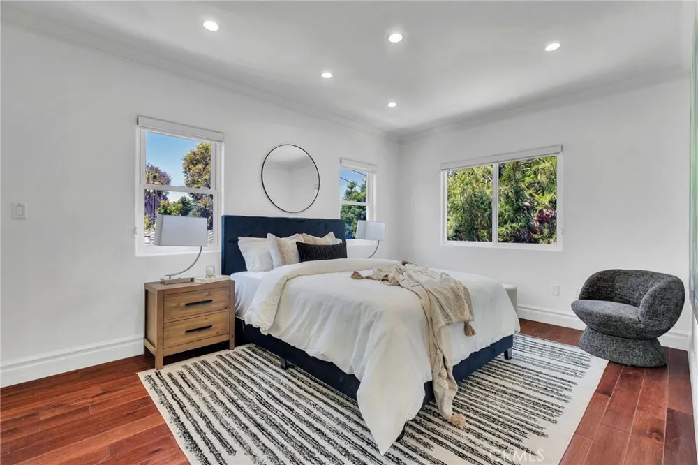 4619 Daleridge Road La Canada Flintridge, CA 91011