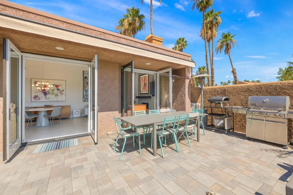 49069 Mariposa Drive Palm Desert, CA 92260