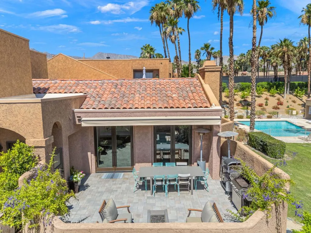 49069 Mariposa Drive Palm Desert, CA 92260