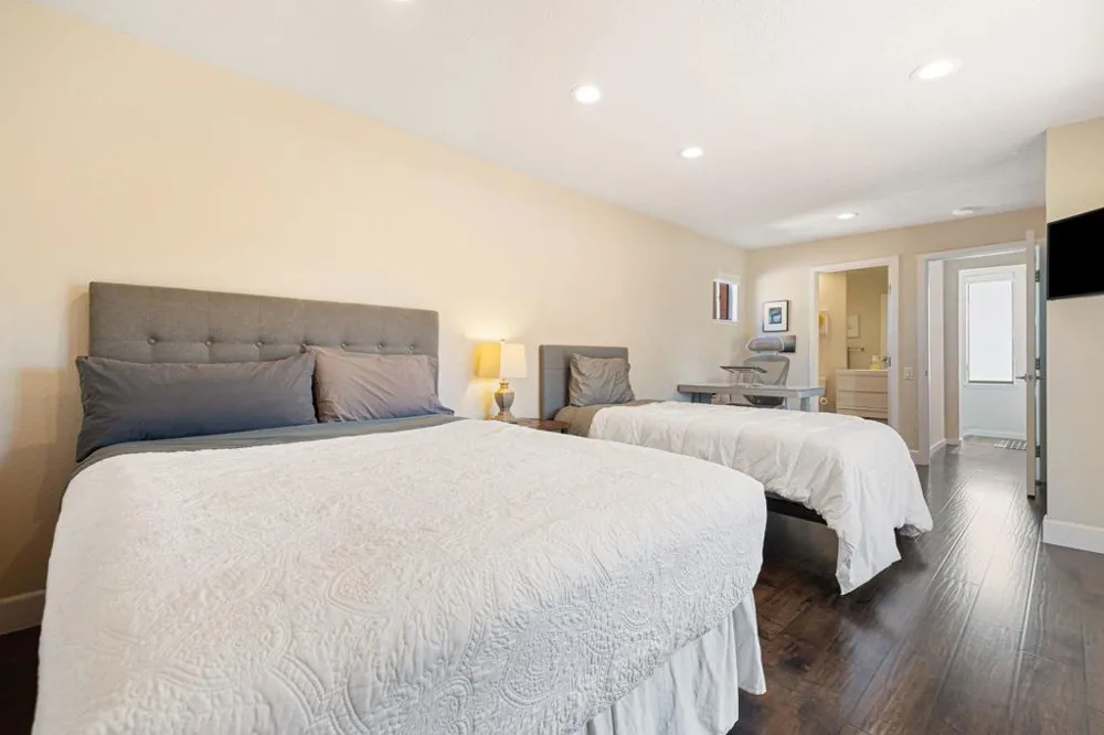 49069 Mariposa Drive Palm Desert, CA 92260