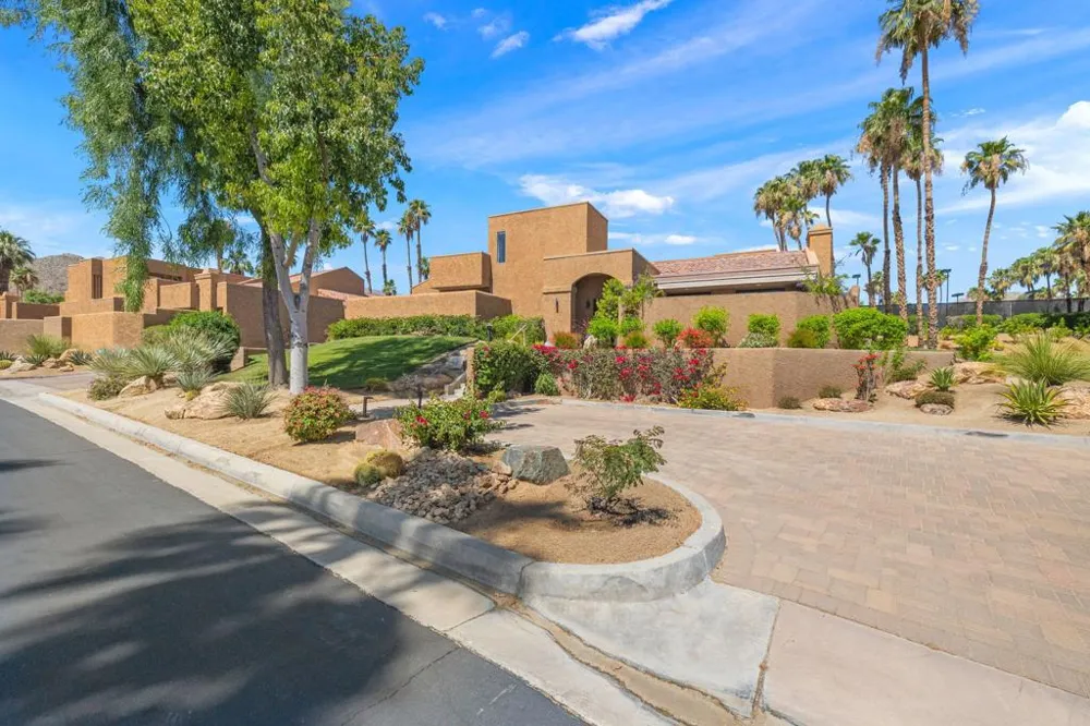 49069 Mariposa Drive Palm Desert, CA 92260