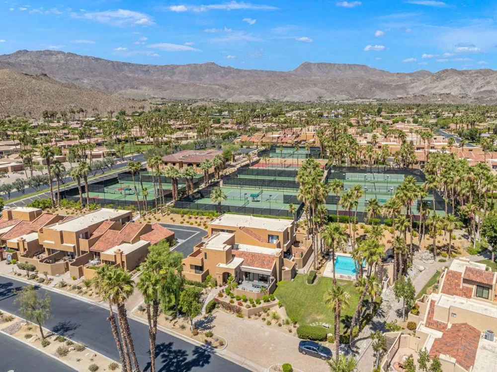49069 Mariposa Drive Palm Desert, CA 92260