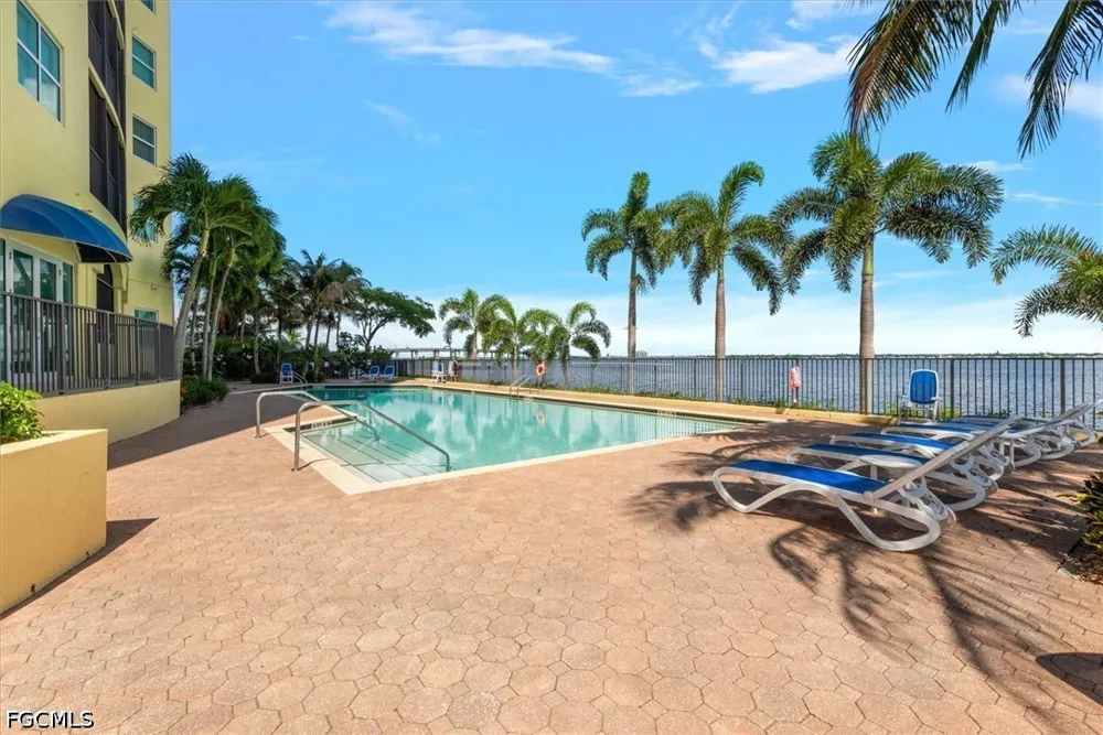 1st Street NW #1703 Fort Myers, FL 33916